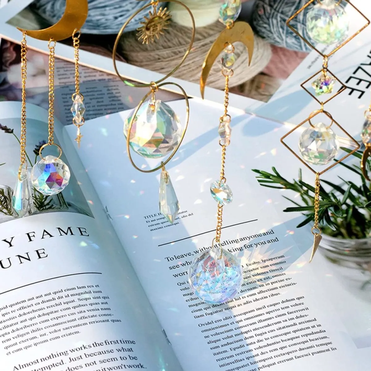 Nuyikaso Kersthanger>5 Stuks Zonnevangers Kristal Hangend Windspel Regenboog Zon Maan Hanger Kristallen Ornament Kristallen Ballen Voor Raam Huis Tuin Kerstmis Dag Feest Bruiloft Decoratie