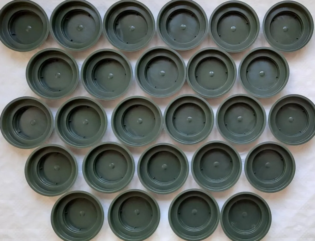 Black Acres Cards Kerststukjes>25 X Groene Kunststof Oasis Schaaltjes - O 12 Cm – Hoogte 3.5 Cm - Kerststukje Maken -Bloemstukje Maken-Paasstukje Maken-Lentestukje Maken-Herfststukje Maken-Zomerstukje Maken- Oas-007