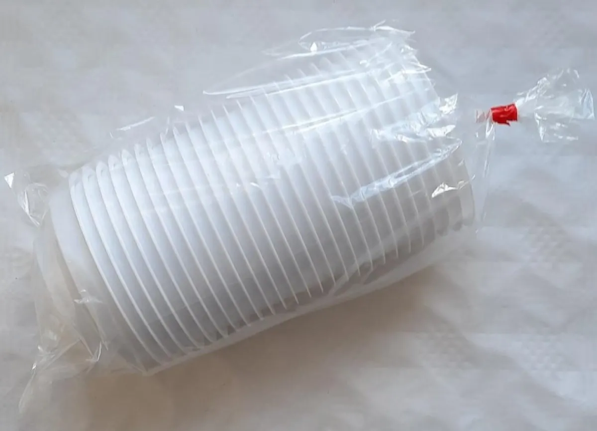 Black Acres Cards Kerststukjes>25 X Witte Kunststof Oasis Schaaltjes - O 12 Cm – Hoogte 3.5 Cm - Kerststukje Maken -Bloemstukje Maken-Paasstukje Maken- Lentestukje-Herfststukje-Zomer Stukje-Oas-006