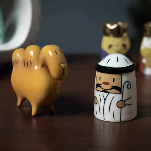 Alessi Kerststallen> Amir En Camelus Kerst Figuren