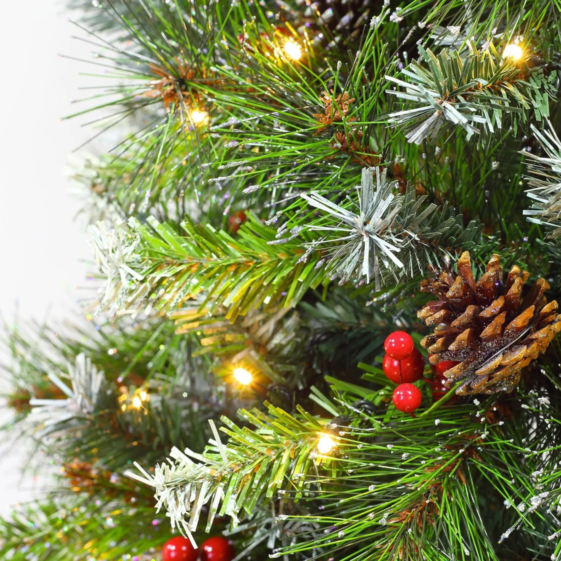 Aliceu0027s Garden Alice's Garden - Deluxe Kunstkerstboom Fringant | 240 Cm| Incl. Verlichting, Decoraties En Voet Store