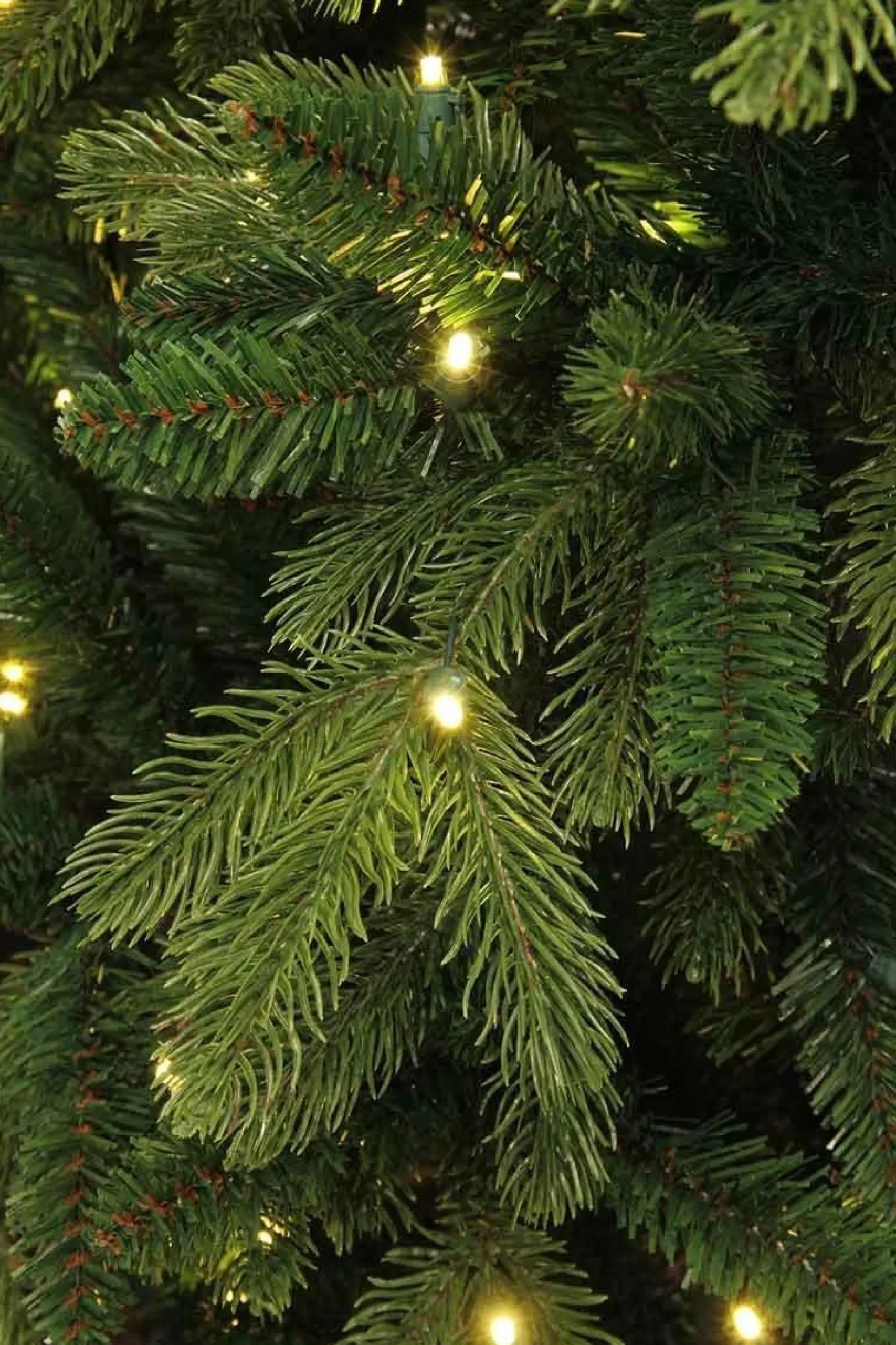 Black Box Trees Brampton Kunstkerstboom Slim Met Led Verlichting - H155 X O102 Cm - Groen New