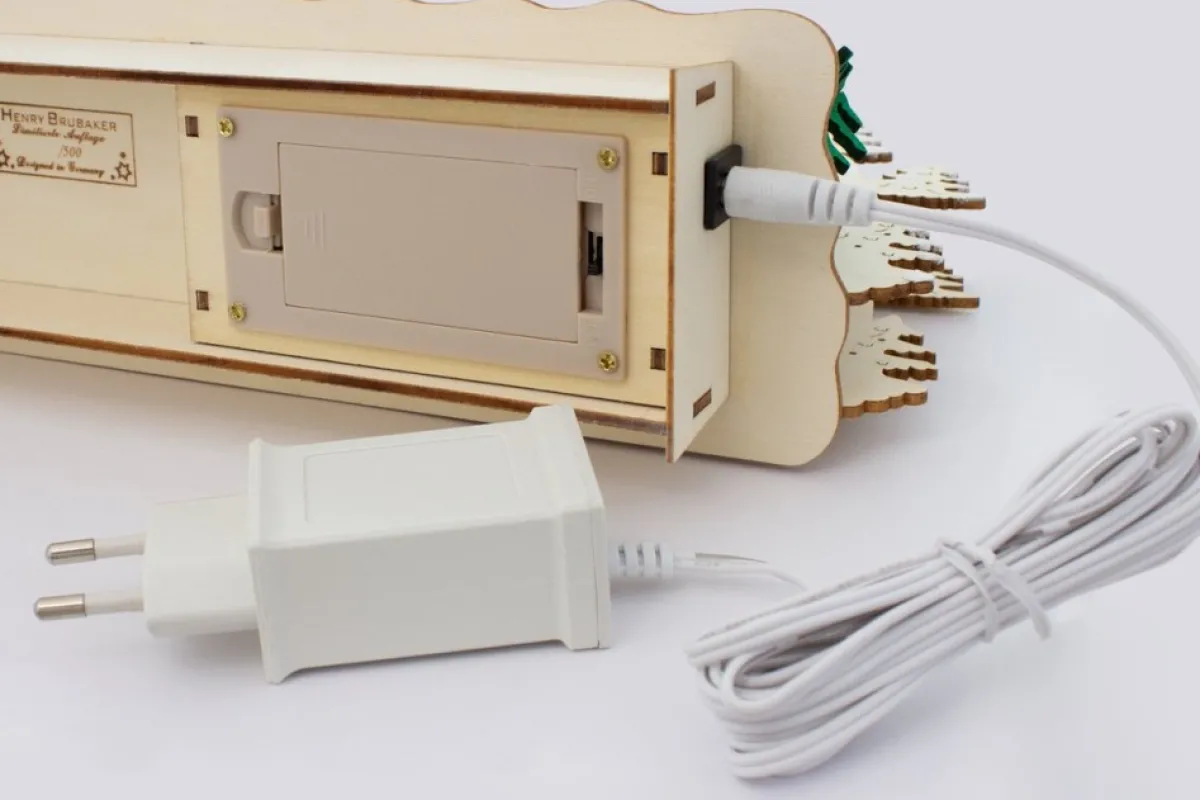 Brubaker Kerststallen> 3D Led Lichtboog Lichtboog - Winterlandschap Met Kerk - Led-Verlichting - Hout Natuur - 27 X 24 X 8,7 Cm - Handbeschilderd