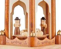 Brubaker Kerststallen></noscript> Kerstpiramide Houten Piramide - Natuur - 4 Niveaus - 60 Cm Hoogte - Handbeschilderde Figuren