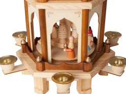 Brubaker Kerststallen></noscript> Kerstpiramide Houten Piramide - Natuur - 4 Niveaus - 60 Cm Hoogte - Handbeschilderde Figuren