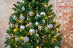 Christmas gifts Kerstboomversieringen></noscript> 70 Kerstballen In Opbergbox - Kunststof Kerstballen - O4/5/6 Cm - Mat/ Glanzend/ Glitter