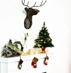 ChristmasGoodz - Kunstkerstboom - Kunstkerstboom Met Verlichting - 15 Led - Kerstballen - 60 Cm - Kerstboom Met Versiering Cheap