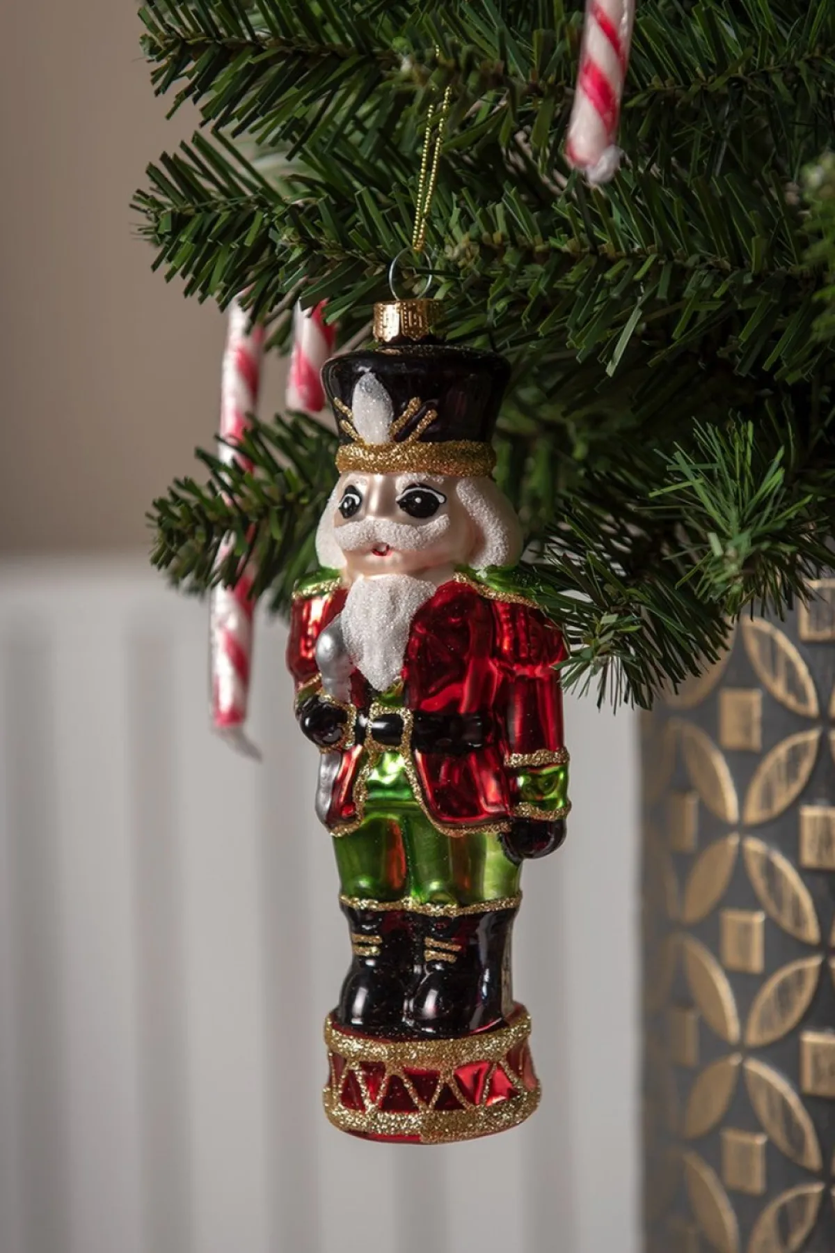 Clayre u0026 Eef Kersthanger>Clayre & Eef Kersthanger Notenkraker 17 Cm Rood Groen Glas Kerstbal