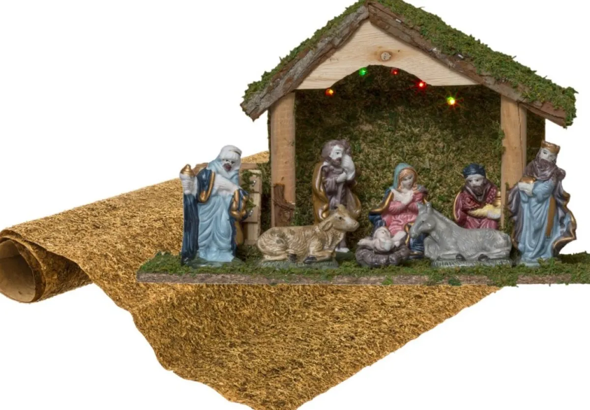 Merkloos Kerststallen>Complete Verlichte Kerststal Inclusief Beelden En Ondergrond - Kerststalletjes