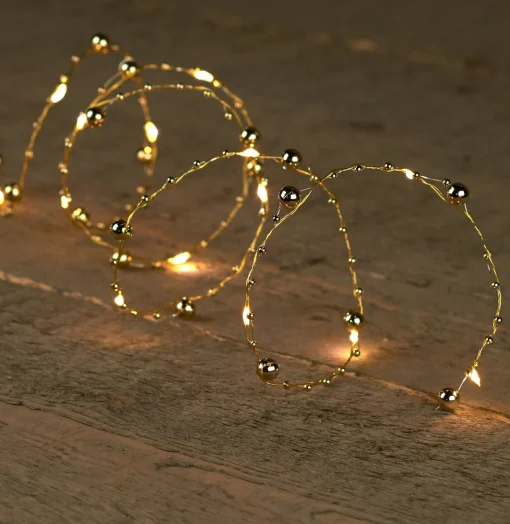 Anna's Collection Draadverlichting Lichtsnoer Met 20 Lampjes Warm Wit Op Batterij 200 Cm En Kralen - Lichtdraden/Lichtsnoeren - Kerstverlichting Clearance