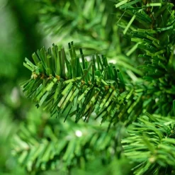 Everlands Imperial Pine Kunstkerstboom - 180 Cm Hoog - Zonder Verlichting Outlet