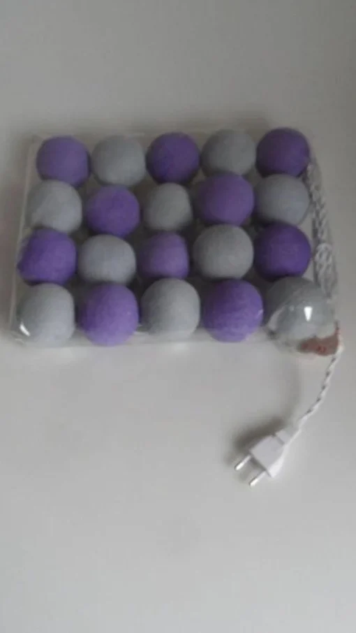 Merkloos Feestverlichting, Party Lights, Kerstversiering, Kerstverlichting Sfeerverlichting ,Lichtsnoer Lichtslinger Kleur Paars Grijs 20 Ballen Doorsnede 6Cm Lengte Snoer 320 Cm Waarvan 150 Cm Kale Snoer. Flash Sale