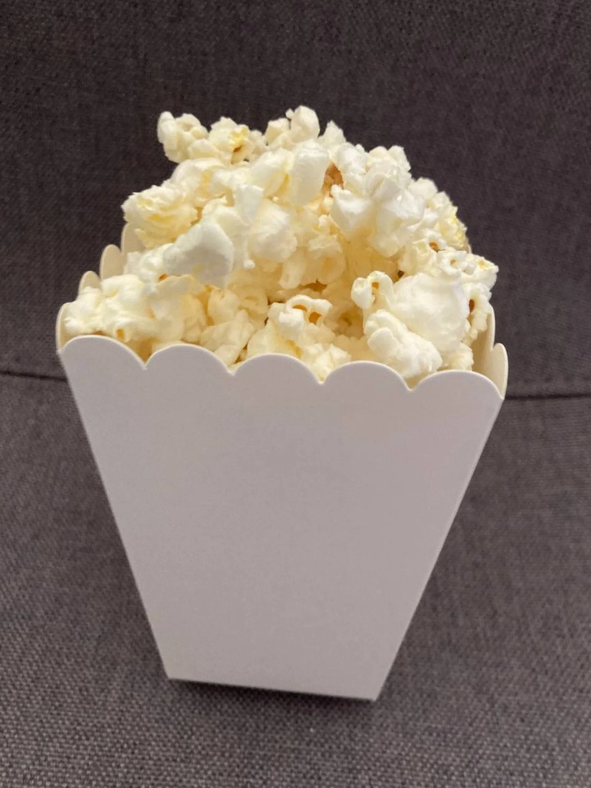 Kadoosje Filmpakket - Pathe Thuis - Cadeaupakket Met Film Voucher - Popcorn Met 2 Mini Popcornbakken En Recept - Brievenbus Cheap