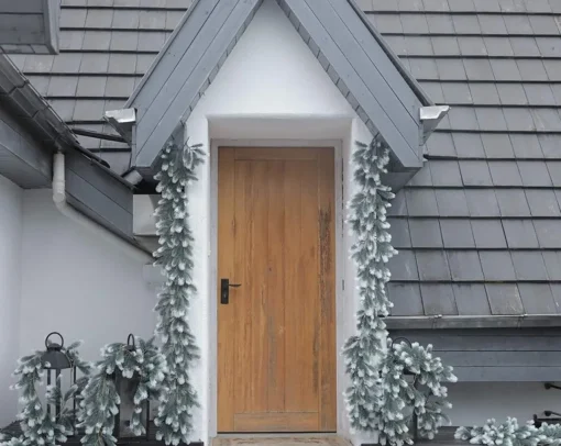 Trend24 Guirlandes>Guirlande - Kerst Guirlande - Kerstguirlande - Kerstslinger - Deurkrans - Dennenslinger - Kerstslinger - Dennentak - 180 Cm (360 Cm Samen) - Groen - Wit - 2 Stuks