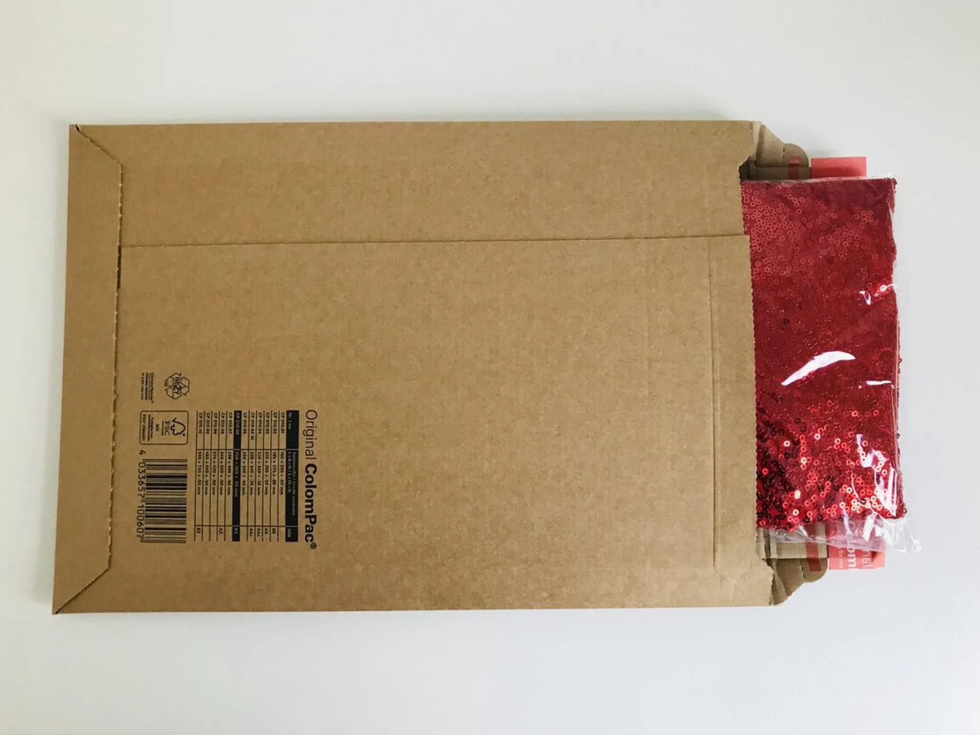 Gustiana ® Kerstboomrok - Kerstboomkleed - Kerstcadeau - Met Rode Pailletten O100 Cm Clearance