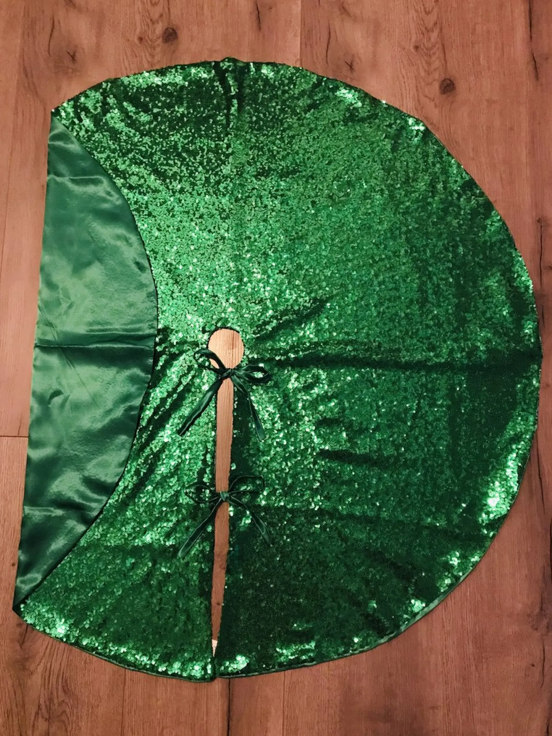 Gustiana ® Kerstboomrok - Kerstboomkleed - Kerstcadeau - Met E Pailletten O100 Cm Hot