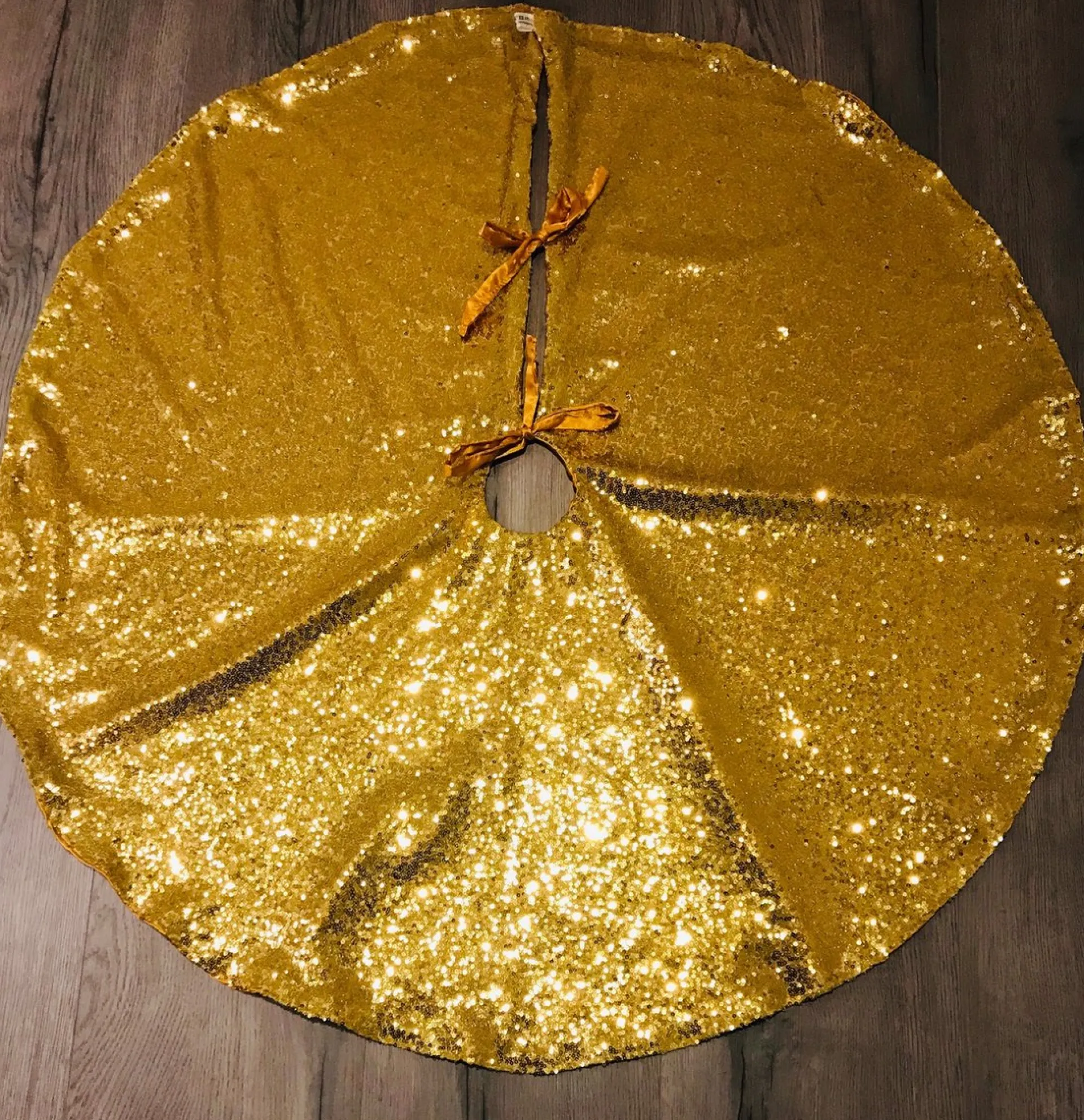 Gustiana ® Kerstboomrok - Kerstboomkleed - Met E Pailletten O120 Cm Flash Sale