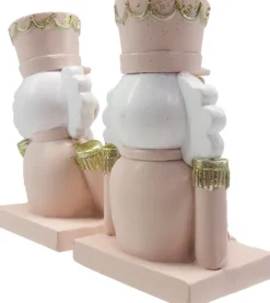 Merkloos Kerstsokken></noscript>Haak Kerstsok Set Van 2 Notenkraker 12 Cm Roze Wit Kunststof Kerstdecoratie