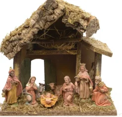 HHCP Kerststallen> Kerststal Met 8 Figuren - 27X17X26Cm