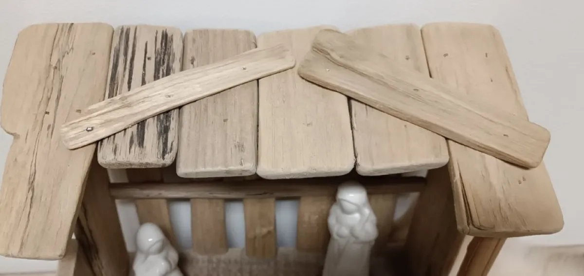 Dream-Living Kerststallen>Houten Kerststal - 6 Delig Keramiek Naturel/Wit