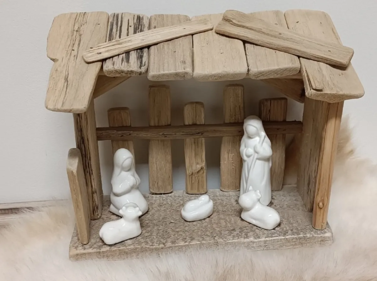 Dream-Living Kerststallen>Houten Kerststal - 6 Delig Keramiek Naturel/Wit