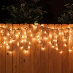 Dailyiled Ijspegelverlichting - Warm Wit Lichtgordijn - 300 Led - 6 Meter - Binnen En Buiten - Koppelbaar Best