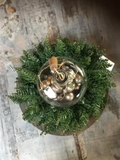 Merkloos Kerstkransen></noscript>Kerstkrans 30 Cm (Kunst).