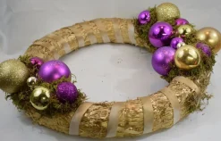 ZoeZo Design Kerstkransen>Kerstkrans - Paars - Goud - Stro - Kunststof - O 40 Cm