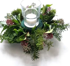 Merkloos Kerststukjes></noscript>Kerststukje Maken – Wit Schaaltje + Oase + Kerstkrans - Rood - Kunst - Ca. 20 Cm – Bij-007