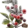 Merkloos Kerststukjes>Kerststukje Stekertje Met Bessen En Sneeuw Groen/Rood 20 Cm