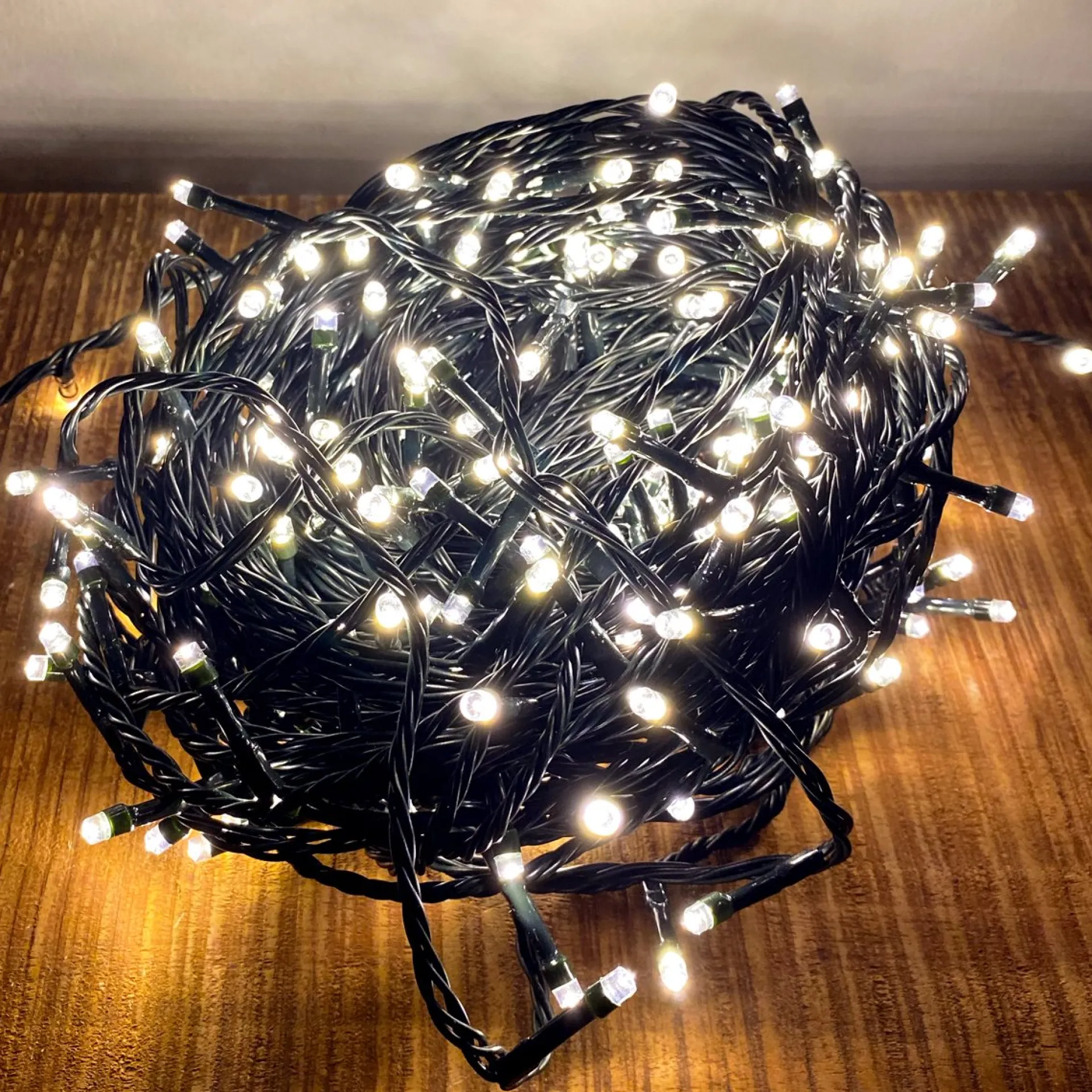 Solistech Led Kerstverlichting Buiten - 30M - Verlengbaar (60M/90M/120M) - 300 Lichtpuntjes - Ip44 Waterbestendig - Warmwit 2700K - Donkergroene Kabel - Kerst Verlichting Voor Binnen En Buiten - Zeer Energiezuinig 3,6W Cheap