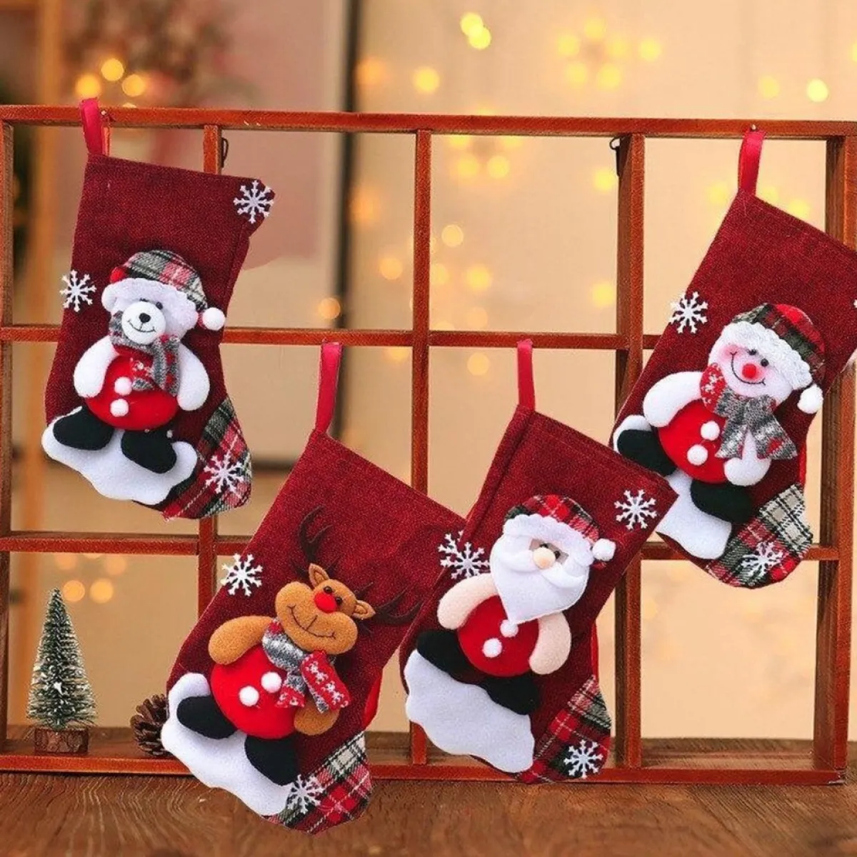 Merkloos Kerstsokken>Linnen Kerstsokken – Kerstsok – Kerstman – Rood –Kerstversiering - 23 X 18 Cm - Cadeau