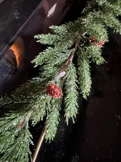 Non Branded Guirlandes></noscript>Non-Branded Kerstslinger Cosima Led 150 Cm Zijde Donkergroen