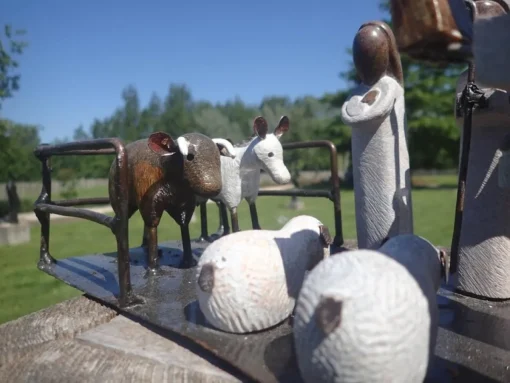 Wereldbeeld Kerststallen>Originele Kerststal Uit Zimbabwe, Vele Kerstbeelden, Kerst, Kersttafereel, Steen En Gerecycleerd Metaal, Fairtrade En Handgemaakt