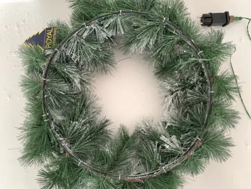 Royal Christmas Kerstkransen> Kerstkrans Chicago O60 Cm | Inclusief Led-Verlichting