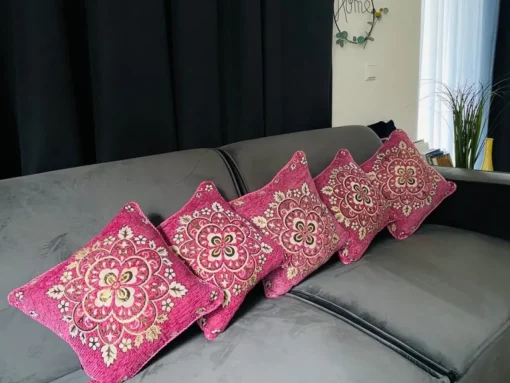 Lakhwaira Crafts and Design Kerstkussens>Set Van 5 Luxe Geweven Kussenhoezen Voor Het Aankomende Seizoen | Rose En Goud Kussens Voor Huis Decoratie |Barbie Kluer Decoratie Voor Meisjes Kamer| 40 X 40 Cms Kussens | Gezellige Kussenhoezen Om Cadeau Te Geven | Kerstcadeau | Nieuw Huis Cadeau