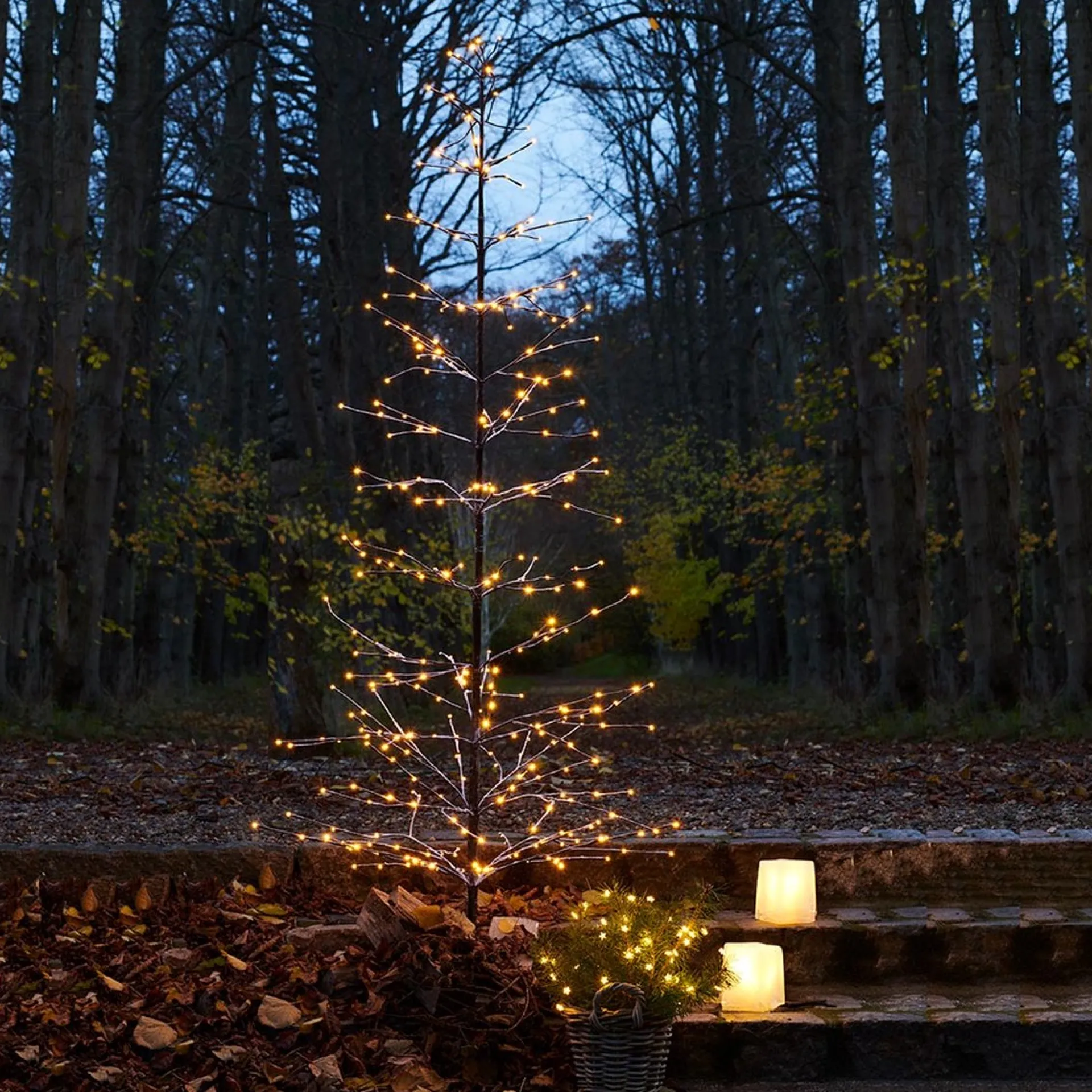 Sirius Home Sirius Isaac Kerstboom - H 120 Cm - D 40 Cm - Bruin/Sneeuweffect - 110 Led Lichtjes - Indoor En Outdoor Sale