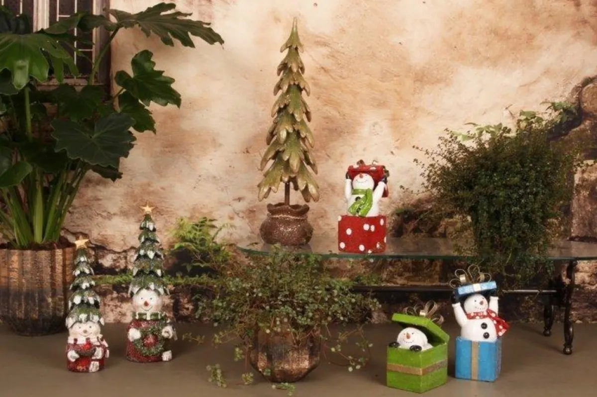 Baroque Collection Kerststukjes>Snowman Christmas Tree 28 Cm