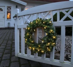 Star Trading Kerstkransen></noscript> Led-Kerstkrans Calgary Van, Kerstkrans In Dennengroen Voor Binnen En Buiten, Warm Wit, Met Kabel, O: 50 Cm, Ip44