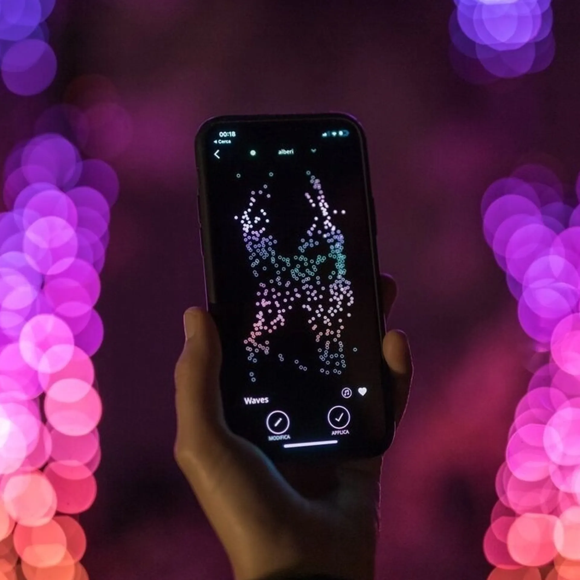 Twinkly Curtain – App-Gestuurde Led Gordijn Lichtsnoer Met 210 Rgb + W (16 Miljoen Kleuren + Warm Wit) Led's. 1,5 X 2,1 Meter. Transparante Draad. Binnen En Buiten Slimme Verlichting Decoratie Sale