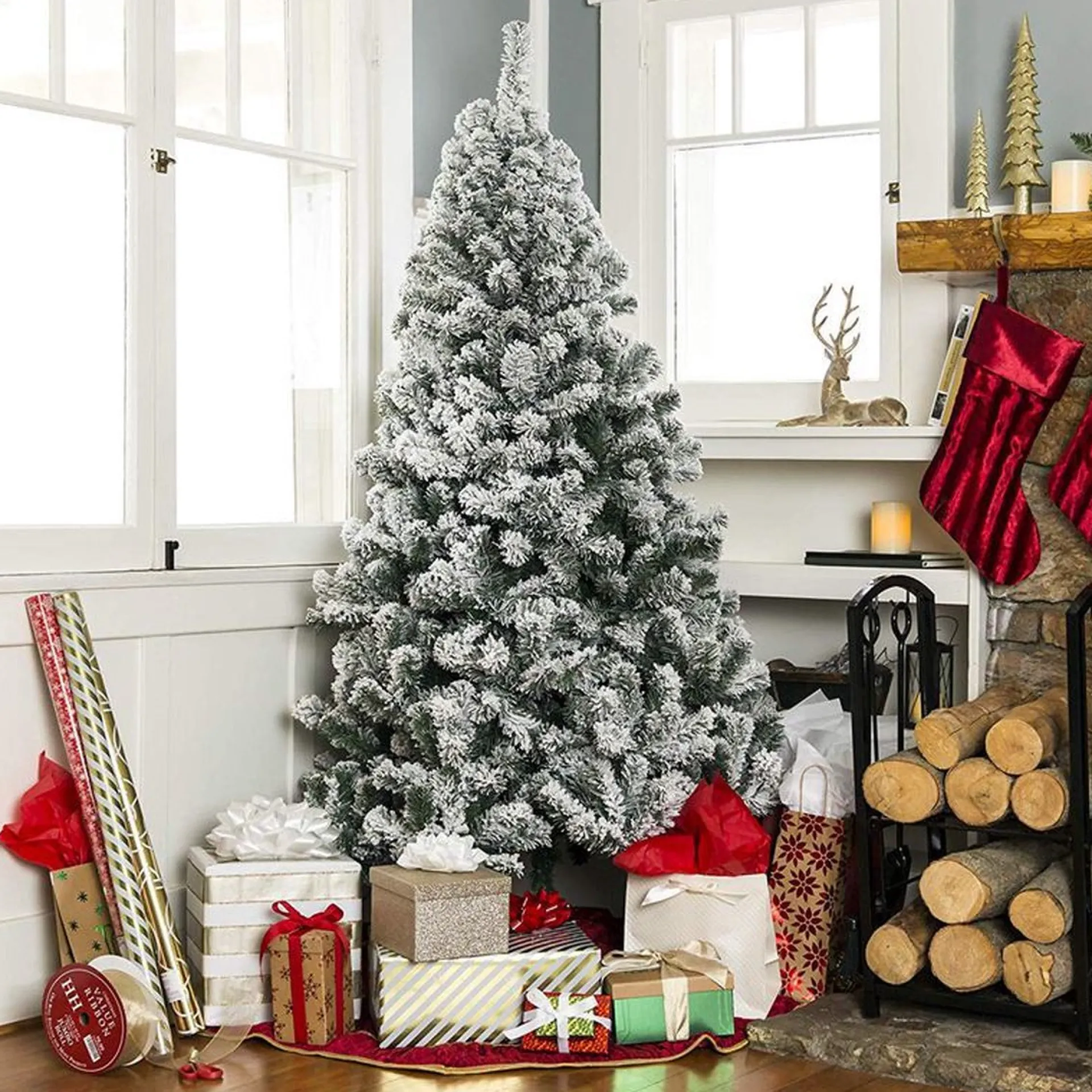 uten Luxe Uitvoering Kunstkerstboom Met Sneeuw - 180Cm Hoog - Incl 300 Led Verlichting - 700Takken / Outlet