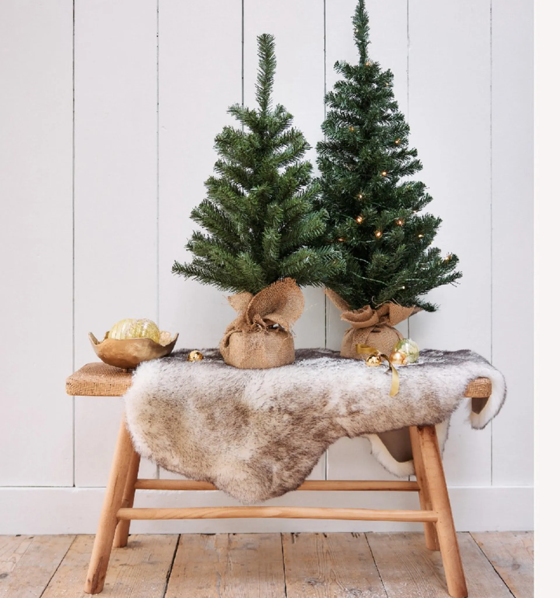 Merkloos Volle Kunst Kerstboom 75 Cm In Jute Zak Inclusief 50 Helder Witte Lampjes - Mini Kerstbomen Met Verlichting Flash Sale