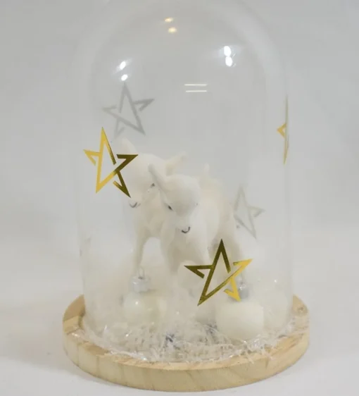 ZoeZo Design Kerststukjes> - Glazen Stolp Met Witte Hertjes - Rendieren - Sneeuw En Kerstballen - O 13 Cm - Hoogte 20 Cm